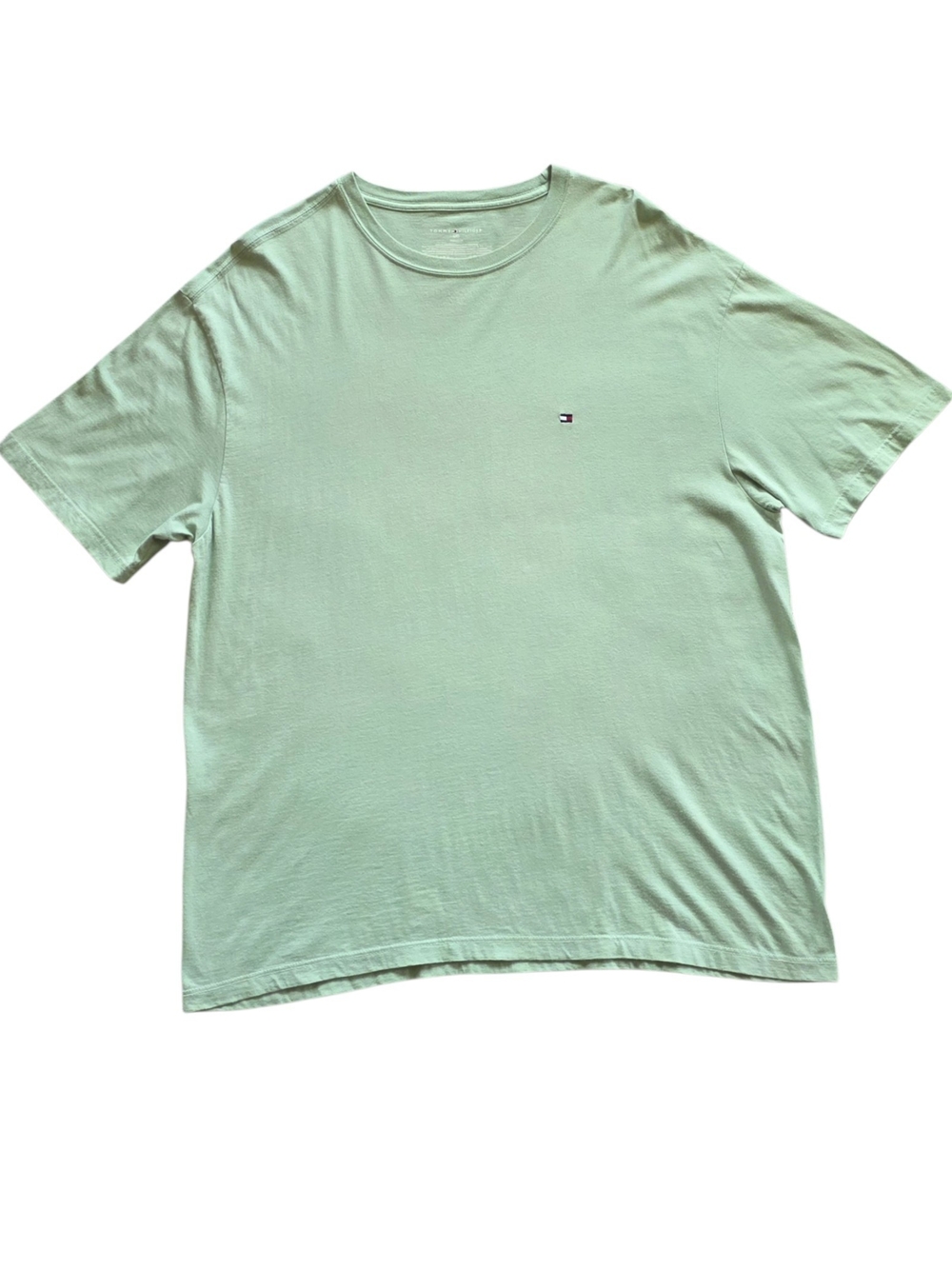 Tommy Hilfiger Large Light Green  Coastal Resort Vacation Wear Casual Tee Shirt